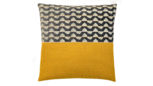 kussen Amber 50x50cm oker en zwart