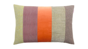 kussen Beautiful leftovers 40x60cm lichtgroen lila en perzik