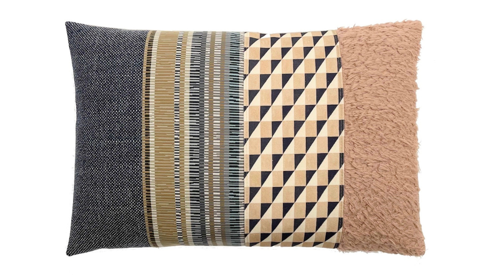 kussen Elements 40x60cm donkerblauw lichtroze