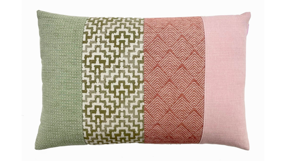 kussen I like green 40x60cm groen en lichtroze