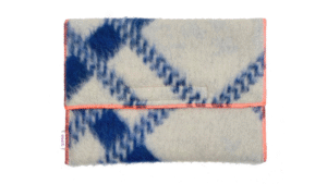 laptoptas deken 35x25cm wit met blauw