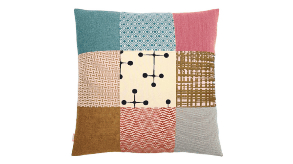 kussen MeS New Classic 60x60cm roze, turquoise en oker