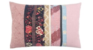 IS2 IS2 kussen Istanbul 40x60cm lichtroze met multicolor