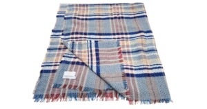 PL11b plaid Glastonbury 150x180cm blauw en zandkleurig