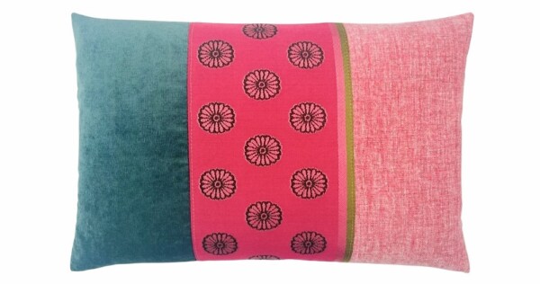 kussen Alhambra 40x60cm SALE groen rood en roze