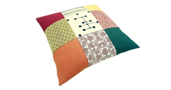 kussen MeS New Classic 60x60cm bordeau geel groen en oranje